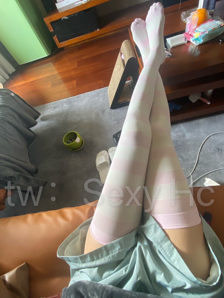 极品小仙女小姐姐被狗一样操  露脸！！！40V+NP 550M