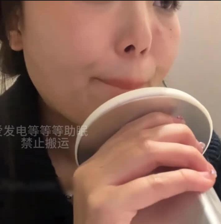 琉璃瓦 爱发电最新ASMR福利 舔耳口腔音